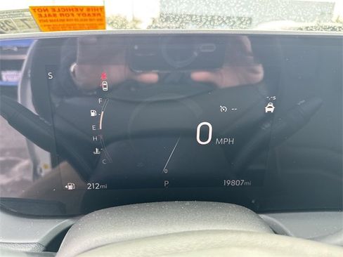 Used 2024 Buick Encore GX Sport Touring w/ Experience Buick Package image 11