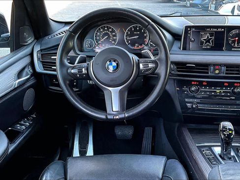 Used 2017 BMW X5 xDrive50i image 6