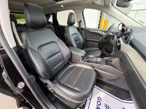 Used 2021 Ford Escape SEL w/ Technology Package AWD/4WD image 29