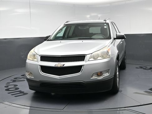 Used 2011 Chevrolet Traverse LS FWD image 5