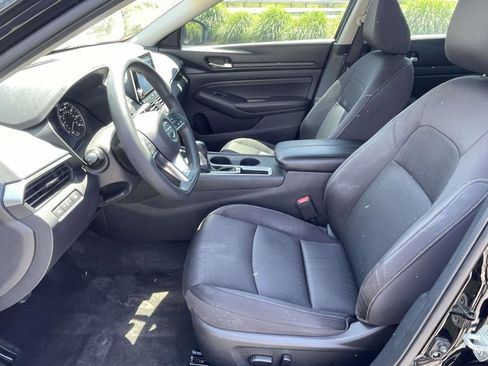 Used 2019 Nissan Altima 2.5 S FWD image 13