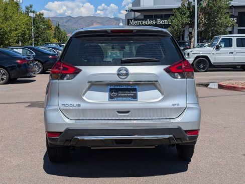 Used 2018 Nissan Rogue S AWD/4WD image 6