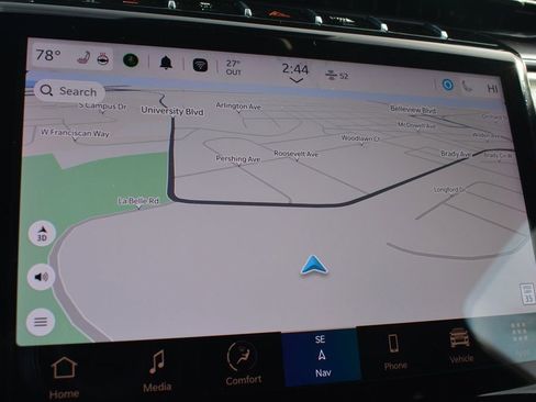 Used 2024 Jeep Grand Cherokee Overland w/ Advanced Protech Group III image 18