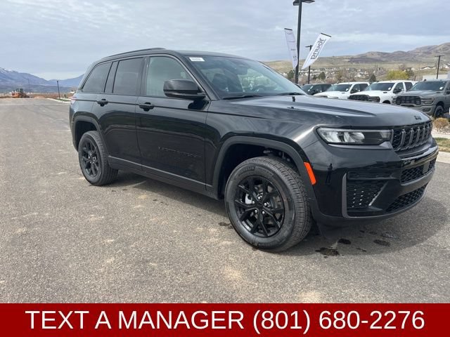 New 2026 Jeep Grand Cherokee Altitude AWD/4WD image 1