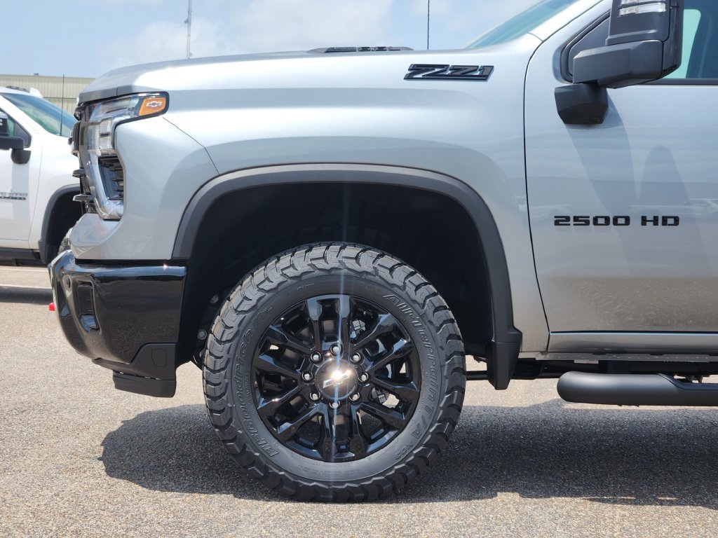 New 2026 Chevrolet Silverado 2500 LT w/ Trail Boss Package AWD/4WD image 6