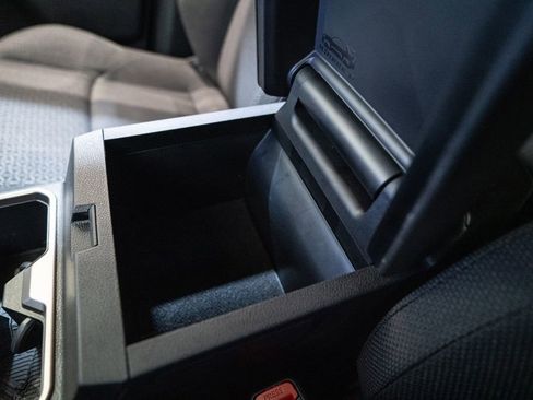 Certified 2025 Toyota 4Runner SR5 image 31