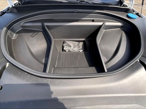 New 2025 Volvo EX90 Plus image 13