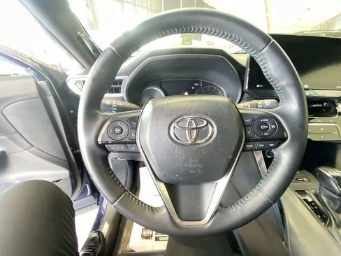 Used 2021 Toyota Venza XLE w/ Softex Package AWD/4WD image 17