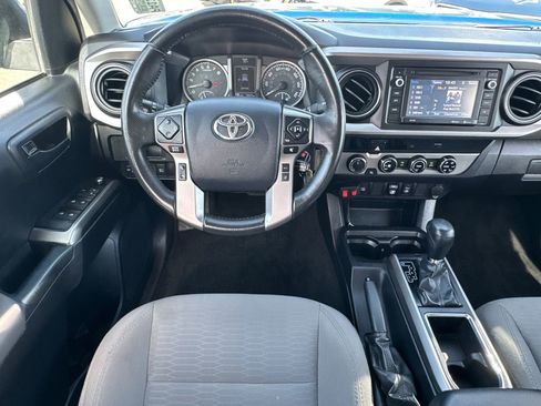 Used 2018 Toyota Tacoma SR5 image 20