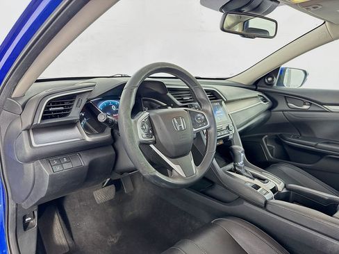 Used 2016 Honda Civic Touring image 12
