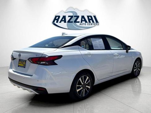 Used 2024 Nissan Versa SV FWD image 3