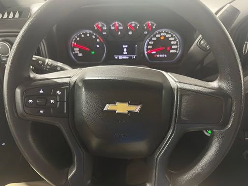 Used 2022 Chevrolet Silverado 1500 Custom AWD/4WD image 19