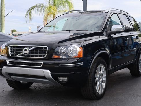 Used 2013 Volvo XC90 3.2 image 2