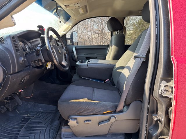 Used 2012 Chevrolet Silverado 2500 LT w/ Interior Plus Package AWD/4WD image 21