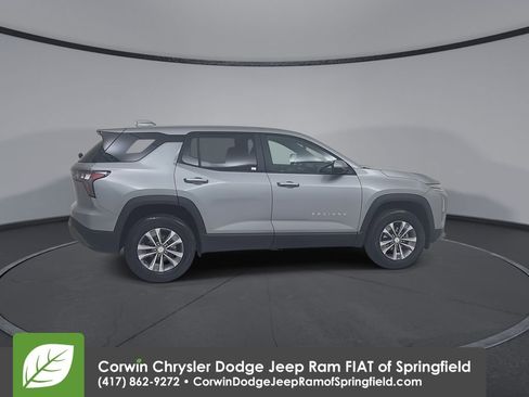 Used 2025 Chevrolet Equinox LT image 16