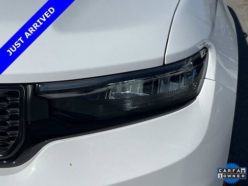 Certified 2023 Jeep Grand Cherokee L Laredo image 10