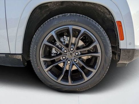 New 2026 Jeep Grand Wagoneer Summit w/ Premium Group III AWD/4WD image 10
