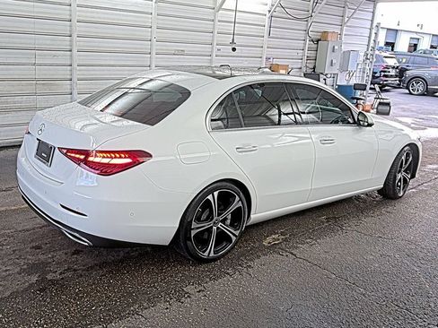 Used 2022 Mercedes-Benz C 300 Sedan image 3