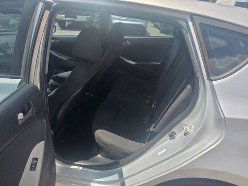 Used 2016 Hyundai Accent SE FWD image 7