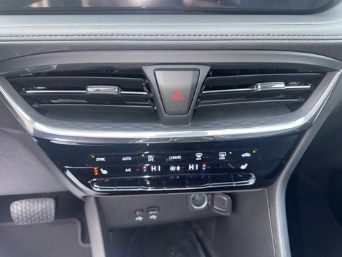 New 2026 Buick Encore GX Avenir w/ Avenir Technology Package image 18