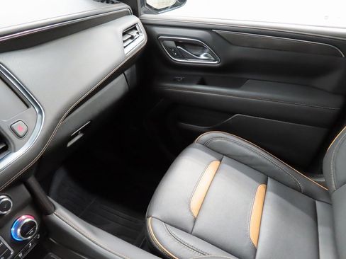 Used 2024 GMC Yukon AT4 image 28