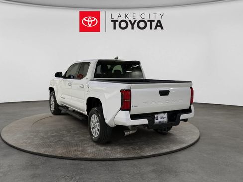 Used 2025 Toyota Tacoma SR5 RWD image 5