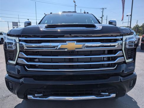 New 2026 Chevrolet Silverado 3500 High Country w/ High Country Premium Package AWD/4WD image 16
