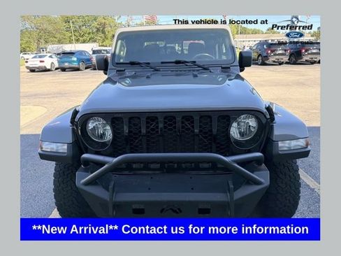 Used 2021 Jeep Gladiator Sport AWD/4WD image 1