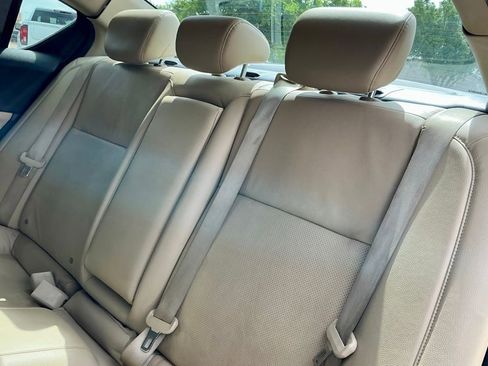 Used 2014 Acura ILX w/ Premium Package image 27