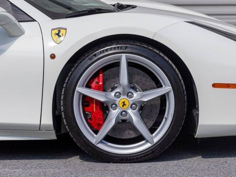 Used 2017 Ferrari 488 Spider RWD image 11