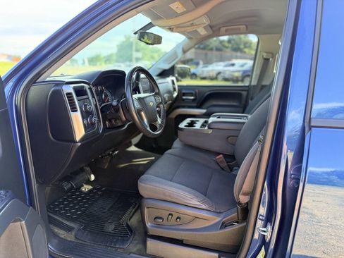 Used 2017 Chevrolet Silverado 1500 LT w/ All Star Edition AWD/4WD image 10