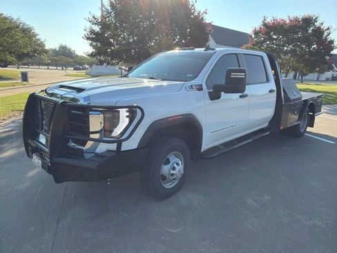 Used 2024 GMC Sierra 3500 Pro w/ Convenience Package AWD/4WD image 2