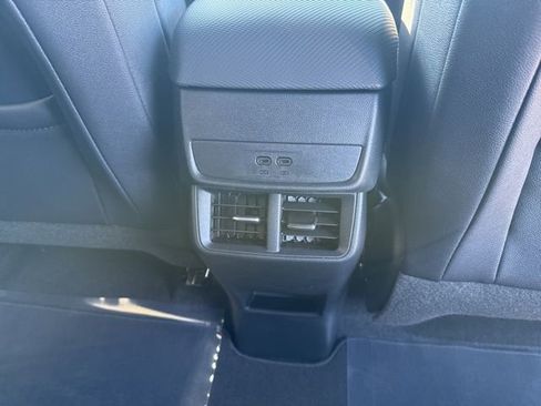 New 2026 Chevrolet Equinox LT w/ Convenience Package II FWD image 52