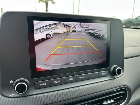 Used 2022 Hyundai Kona SEL w/ Convenience Package image 23