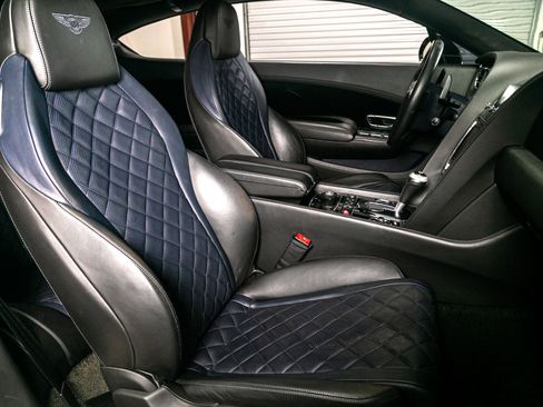 Used 2016 Bentley Continental GT V8 S image 19