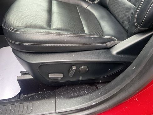 Certified 2020 Ford Escape SE Sport image 8