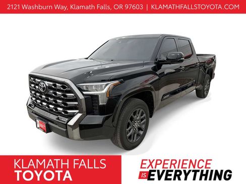 Used 2022 Toyota Tundra Platinum image 1