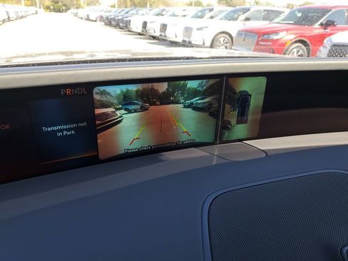 New 2026 Lincoln Nautilus Premier AWD/4WD image 28