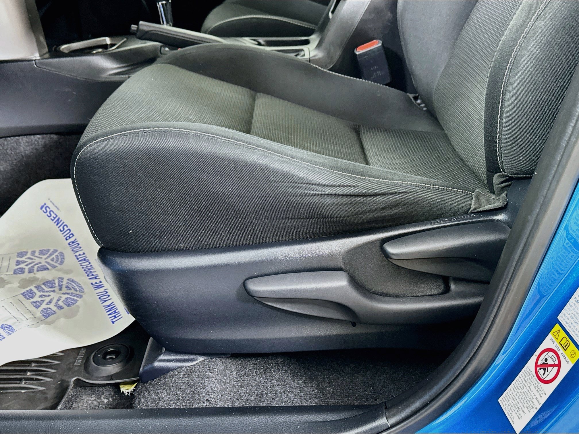 Used 2018 Toyota RAV4 XLE AWD/4WD image 18