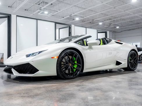Used 2016 Lamborghini Huracan LP 610-4 AWD/4WD image 14