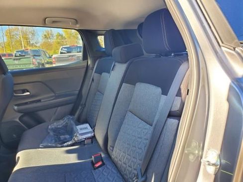 New 2026 Nissan Kicks SV image 13