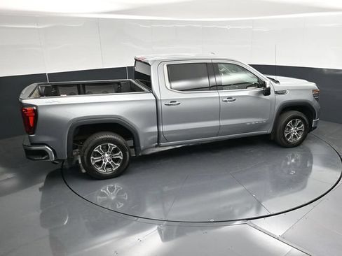 Used 2025 GMC Sierra 1500 SLT AWD/4WD image 46