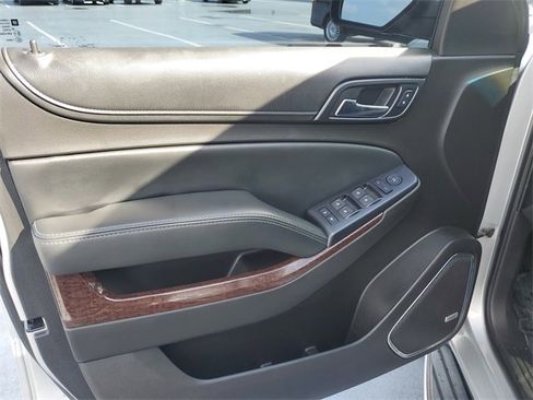 Used 2017 GMC Yukon SLE w/ Convenience Package image 21