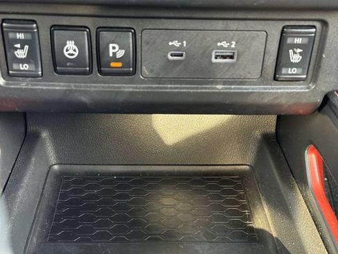 Used 2025 Nissan Frontier PRO-4X w/ Pro Convenience Package AWD/4WD image 24