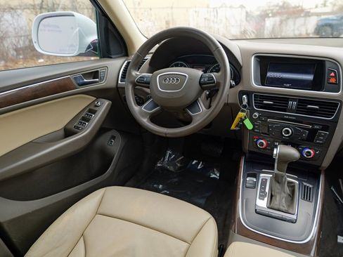 Used 2016 Audi Q5 2.0T Premium image 38