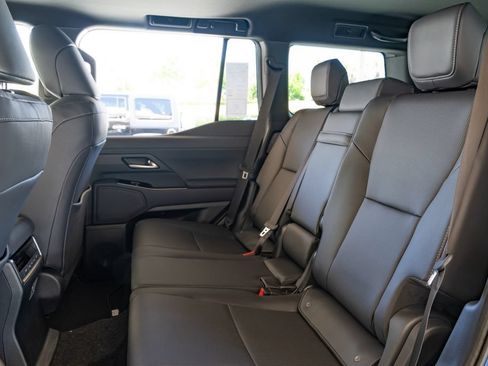 New 2026 Lexus GX 550 AWD/4WD image 16