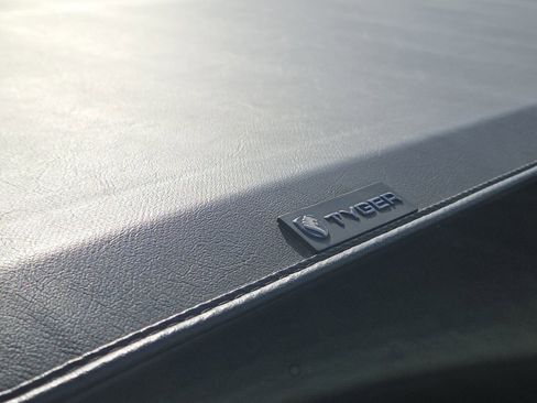 Used 2019 Toyota Tacoma SR image 25