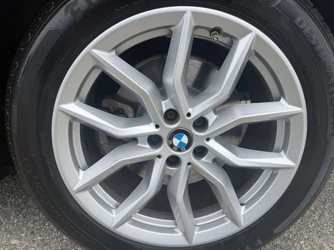 Used 2019 BMW X5 xDrive40i w/ Premium Package 2 AWD/4WD image 64