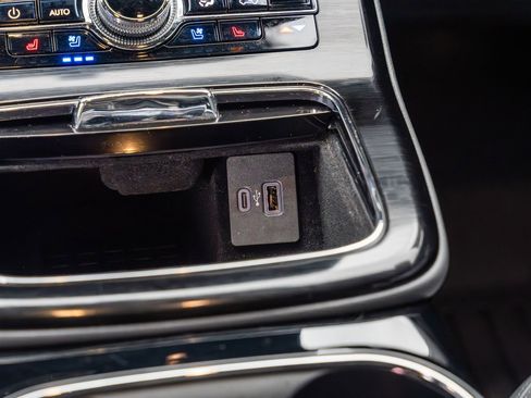 Used 2021 Lincoln Nautilus Reserve w/ Monochromatic Package image 29