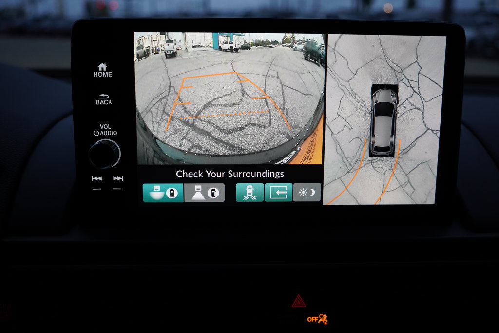 Used 2025 Honda Pilot Black Edition image 42
